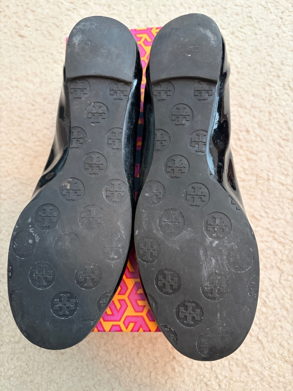 Tory Burch Black Patent Logo Reva Ballet Flats 9.5 - Picture 2 of 7